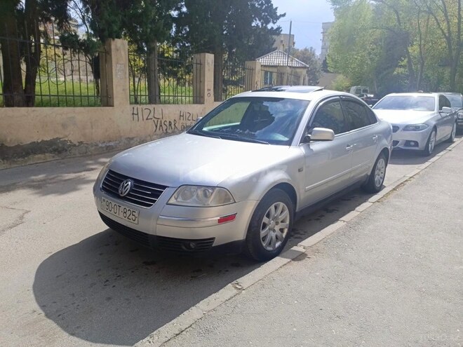 Volkswagen Passat 2001, 329,000 km - 2.0 l - Bakı