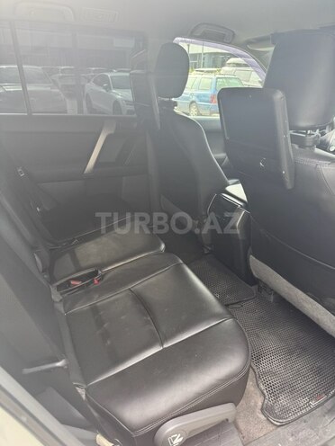 Toyota Land Cruiser Prado 2011, 220,000 km - 2.7 л - Bakı