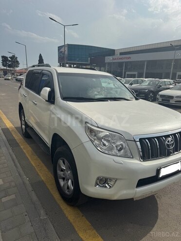 Toyota Land Cruiser Prado 2011, 220,000 km - 2.7 л - Bakı