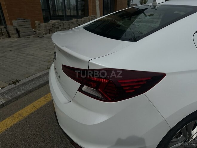 Hyundai Elantra 2019, 133,576 km - 2.0 л - Bakı