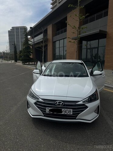 Hyundai Elantra 2019, 133,576 km - 2.0 л - Bakı
