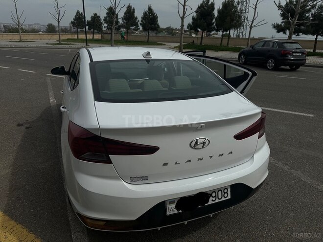 Hyundai Elantra 2019, 133,576 km - 2.0 л - Bakı