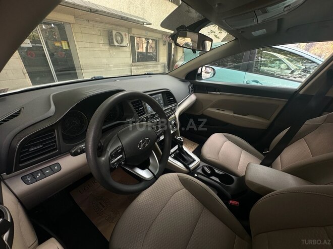 Hyundai Elantra 2019, 133,576 km - 2.0 л - Bakı