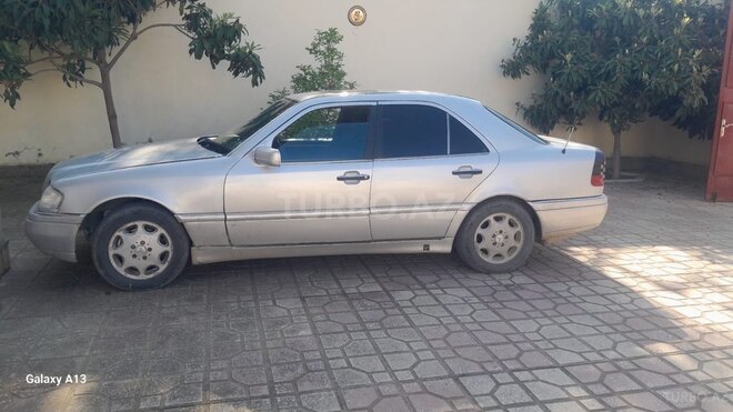 Mercedes C 220 1994, 300,000 km - 2.2 l - Şəmkir