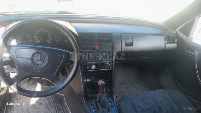 Mercedes C 220 1994, 300,000 km - 2.2 l - Şəmkir