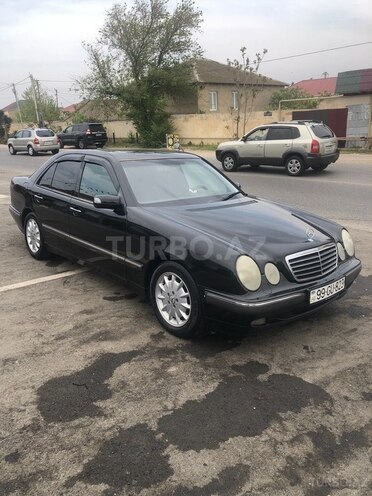 Mercedes E 240 2001, 345,000 km - 2.6 l - Bakı