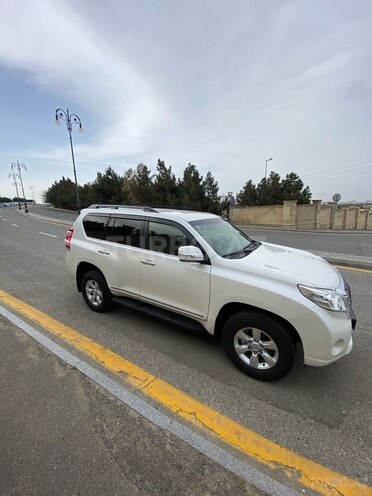 Toyota Land Cruiser Prado 2017, 120,000 km - 3.0 l - Bakı