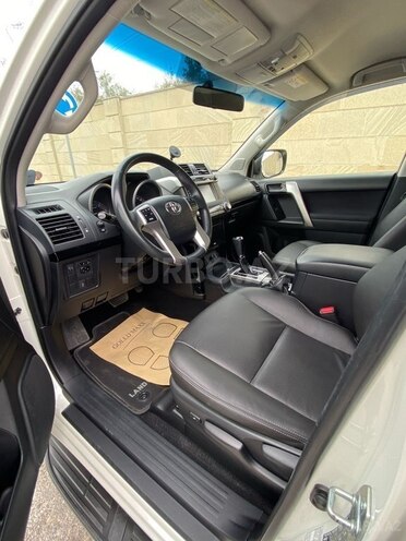 Toyota Land Cruiser Prado 2017, 120,000 km - 3.0 l - Bakı