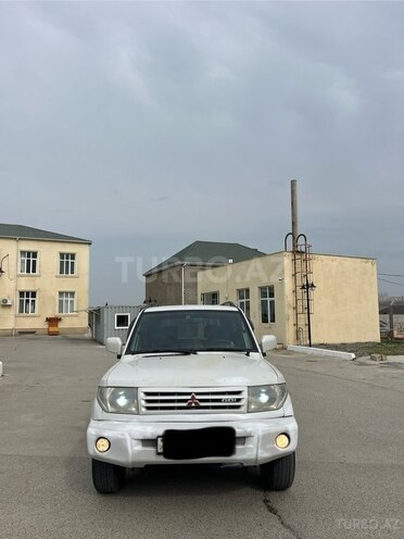Mitsubishi Pajero io 2000, 223,000 km - 2.0 l - Bakı