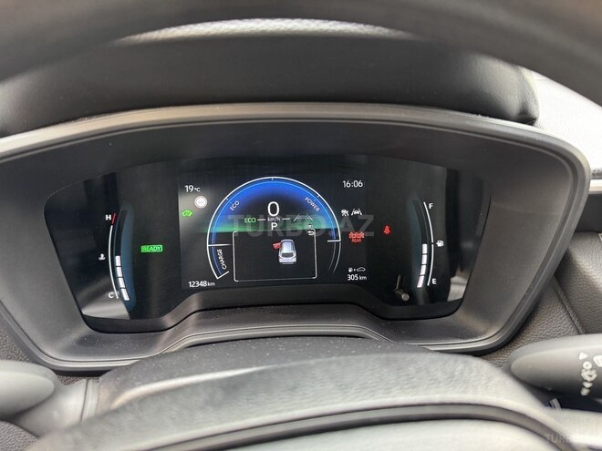 Toyota Corolla Cross 2024, 12,000 km - 2.0 l - Bakı