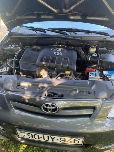 Toyota Corolla 2006, 280 km - 1.4 l - Tovuz