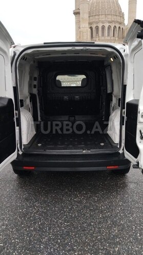 Fiat Doblo 2014, 240,111 km - 1.6 л - Bakı