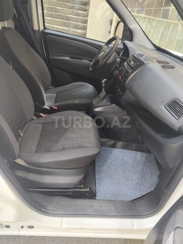 Fiat Doblo 2014, 240,111 km - 1.6 л - Bakı