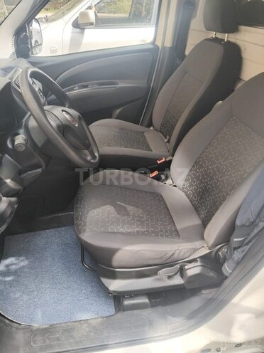 Fiat Doblo 2014, 240,111 km - 1.6 л - Bakı