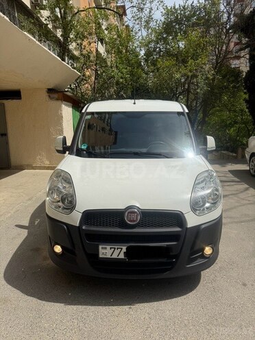 Fiat Doblo 2014, 240,111 km - 1.6 л - Bakı