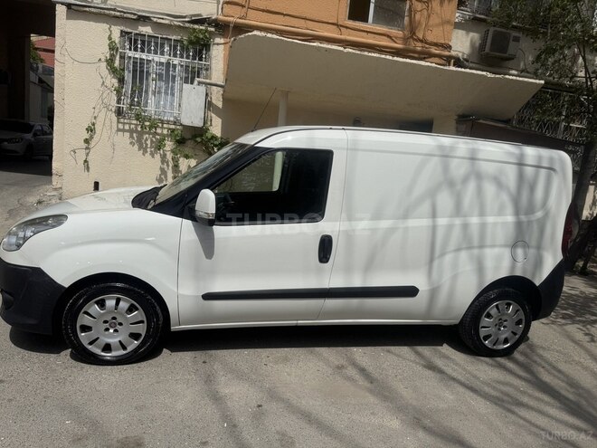 Fiat Doblo 2014, 240,111 km - 1.6 л - Bakı