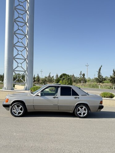 Mercedes 190 1991, 557,000 km - 2.0 l - Beyləqan