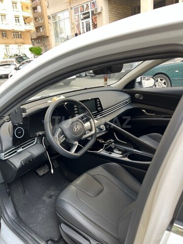 Hyundai Elantra 2024, 26,718 km - 1.5 l - Bakı