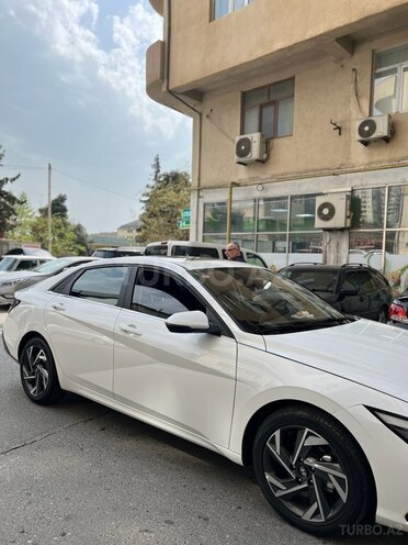 Hyundai Elantra 2024, 26,718 km - 1.5 l - Bakı