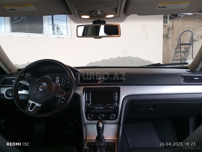 Volkswagen Passat (North America) 2013, 178,000 km - 2.5 l - Bakı