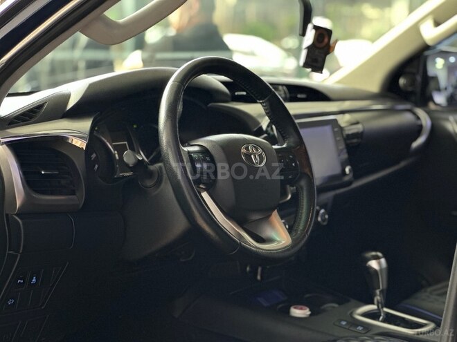 Toyota Hilux 2020, 177,000 km - 2.4 l - Bakı