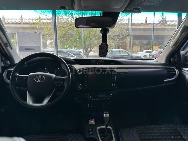 Toyota Hilux 2020, 177,000 km - 2.4 l - Bakı