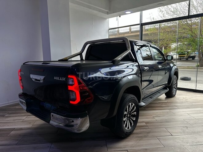 Toyota Hilux 2020, 177,000 km - 2.4 l - Bakı