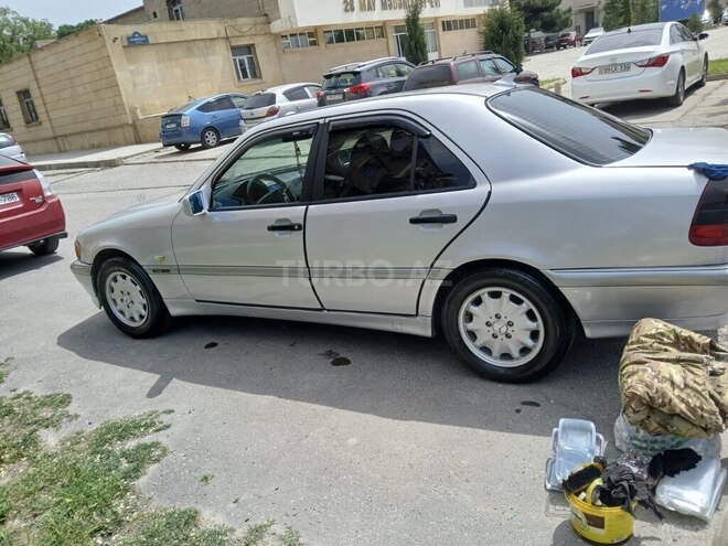 Mercedes C 180 1999, 380,000 km - 1.8 л - Sumqayıt