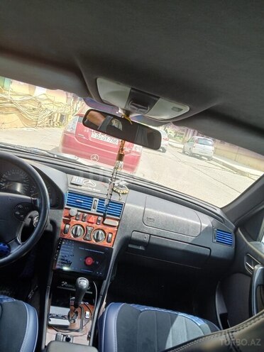 Mercedes C 180 1999, 380,000 km - 1.8 л - Sumqayıt
