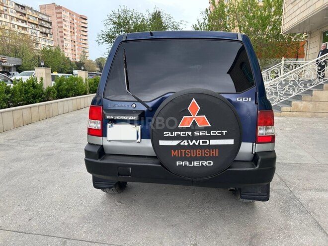 Mitsubishi Pajero io 1999, 300,000 km - 1.8 l - Bakı