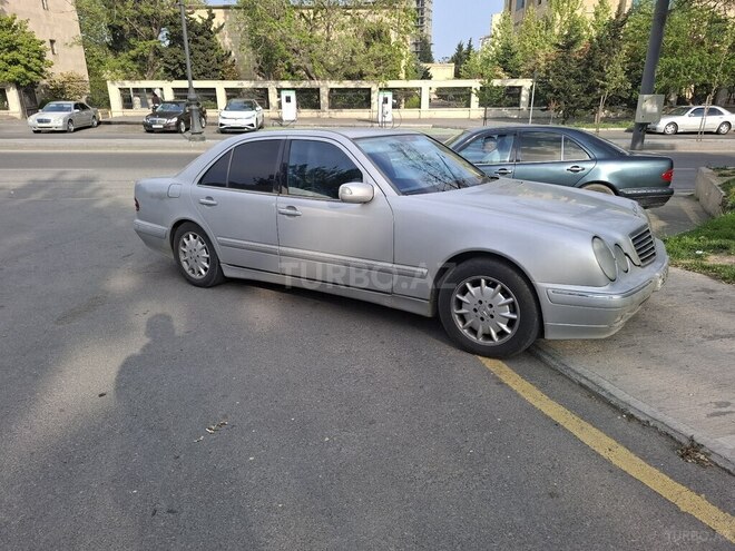 Mercedes E 220 d 2000, 111,111 km - 2.2 л - Bakı