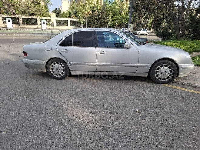 Mercedes E 220 d 2000, 111,111 km - 2.2 л - Bakı
