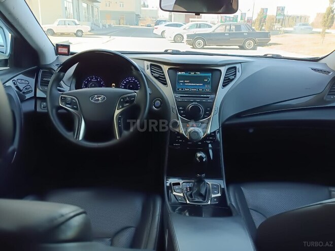 Hyundai Grandeur 2011, 186,235 km - 3.0 l - Göygöl