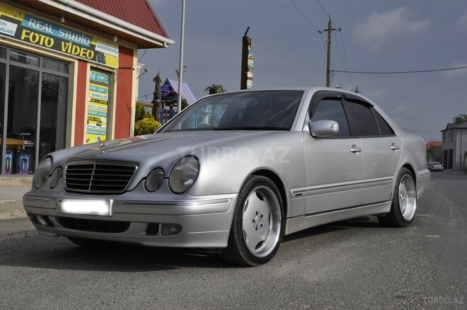 Mercedes E 280 2001, 283,000 km - 2.8 l - Bakı