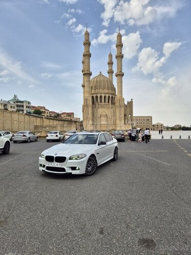 BMW 528 2015, 173,000 km - 2.0 l - Bakı