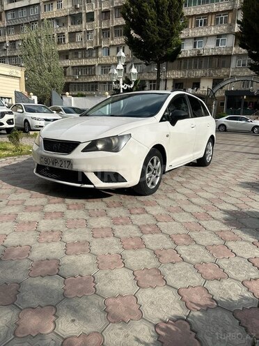 SEAT Ibiza-3