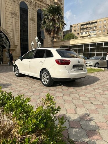 SEAT Ibiza-5