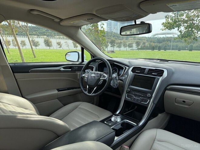 Ford Fusion (North America) 2018, 129,200 km - 1.5 л - Bakı