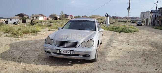 Mercedes C 240 2001, 465,000 km - 2.6 l - Bakı