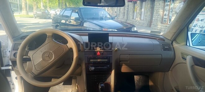 Mercedes C 230 1998, 290,000 km - 2.3 l - İsmayıllı