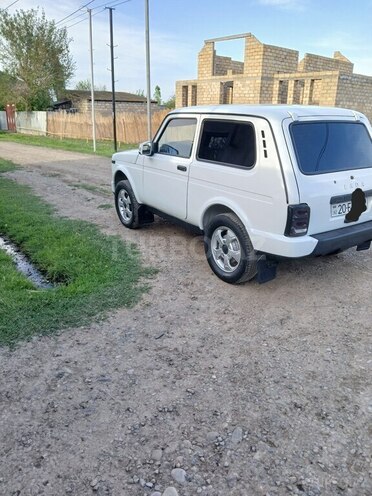 LADA (VAZ) Niva 2016, 104,360 km - 1.7 l - Samux