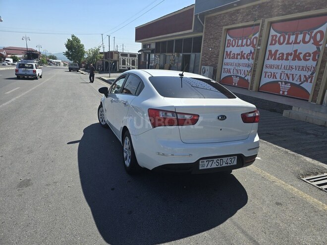Kia Rio 2015, 193,121 km - 1.6 л - Bakı