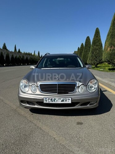 Mercedes E 200 2005, 258,000 km - 1.8 l - Bakı