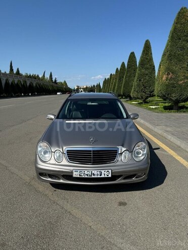 Mercedes E 200 2005, 258,000 km - 1.8 l - Bakı