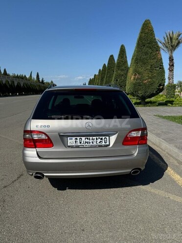 Mercedes E 200 2005, 258,000 km - 1.8 l - Bakı