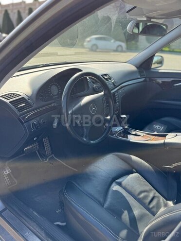 Mercedes E 200 2005, 258,000 km - 1.8 l - Bakı