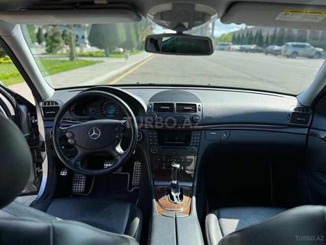 Mercedes E 200 2005, 258,000 km - 1.8 l - Bakı