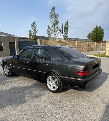 Mercedes C 220 1995, 250,000 km - 2.2 л - Bakı