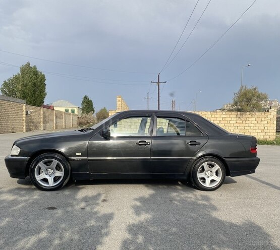 Mercedes C 220 1995, 250,000 km - 2.2 л - Bakı