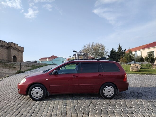 Toyota Corolla 2005, 360,000 km - 1.4 l - Bakı